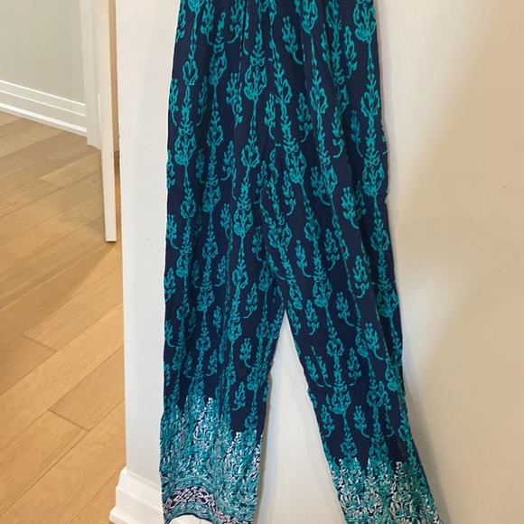 Blue/Green xs Romper. - Picture 2 of 3